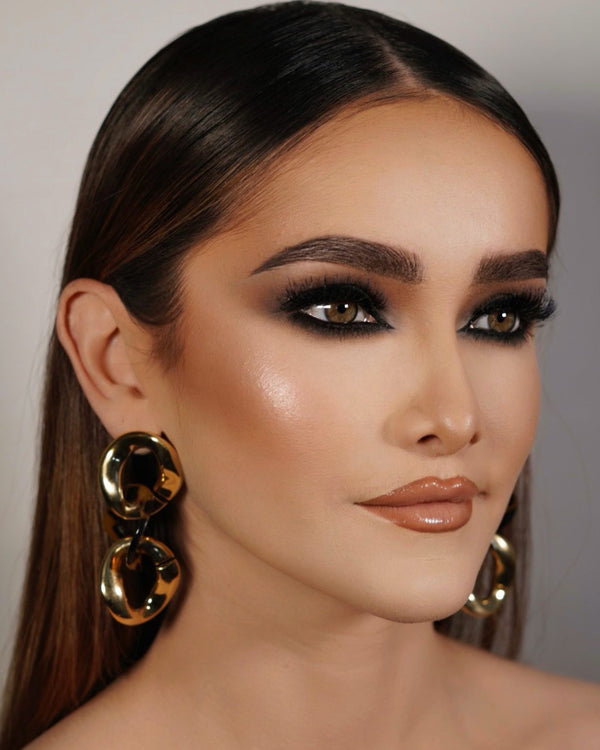 Makeup & Hair Stylist