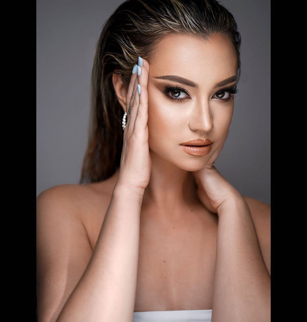 Makeup & Hair Stylist