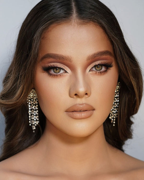 Makeup & Hair Stylist