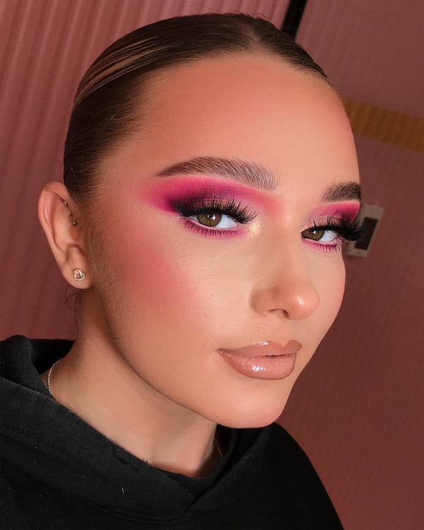 Makeup & Hair Stylist