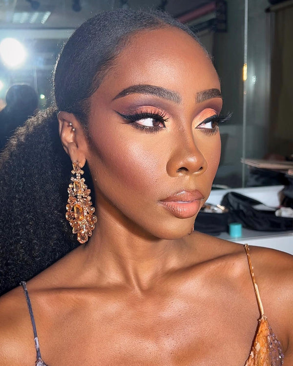 Makeup & Hair Stylist